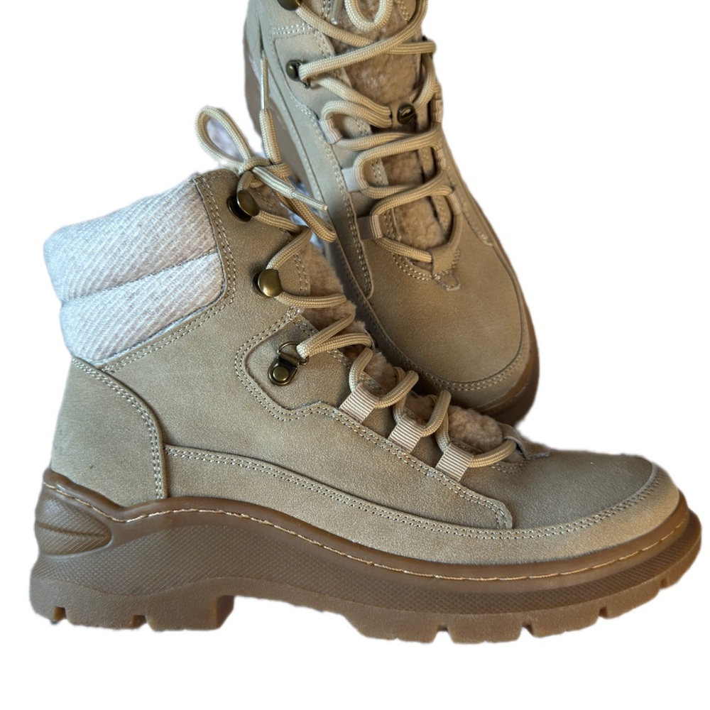 Nautica Beige/Tan Lace-Up Hiking Ankle Boots